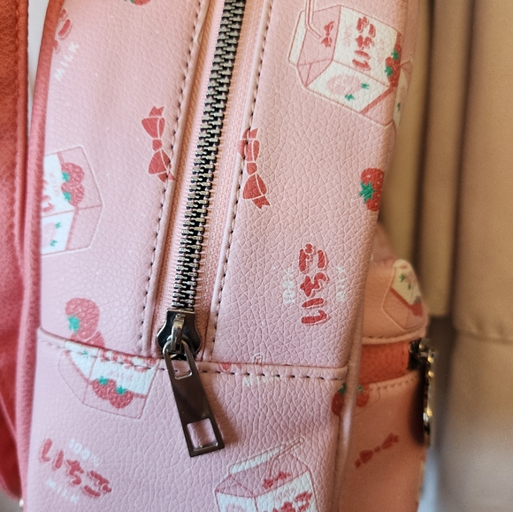 Hot Topic Japanese Strawberry Pink Backpack - Picture 5 of 5